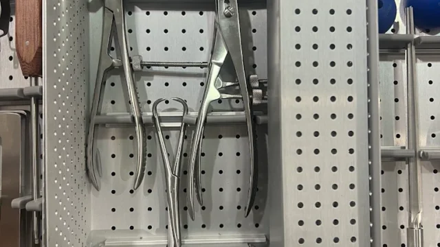 Suddle Group of Industries Surgical Instruments, Medical equipment manufacturer in Sialkot, Pakistan.3